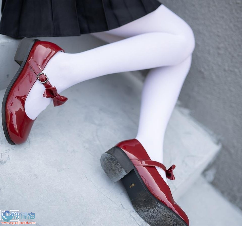 妹妹的红色公主鞋-4-960x899.jpg